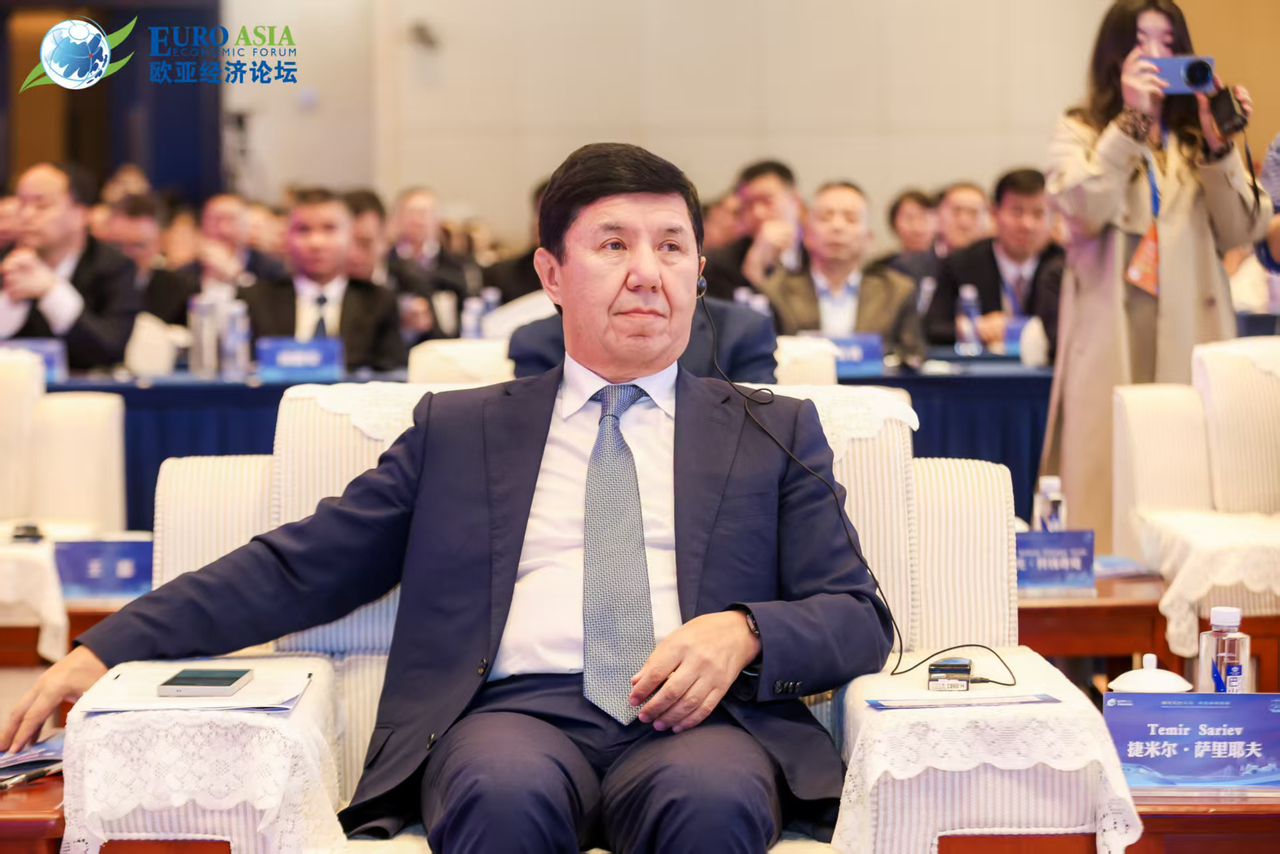 Кыргызстан Мыйзамдуу Жибек жолун түзүү демилгелерин сунуштады