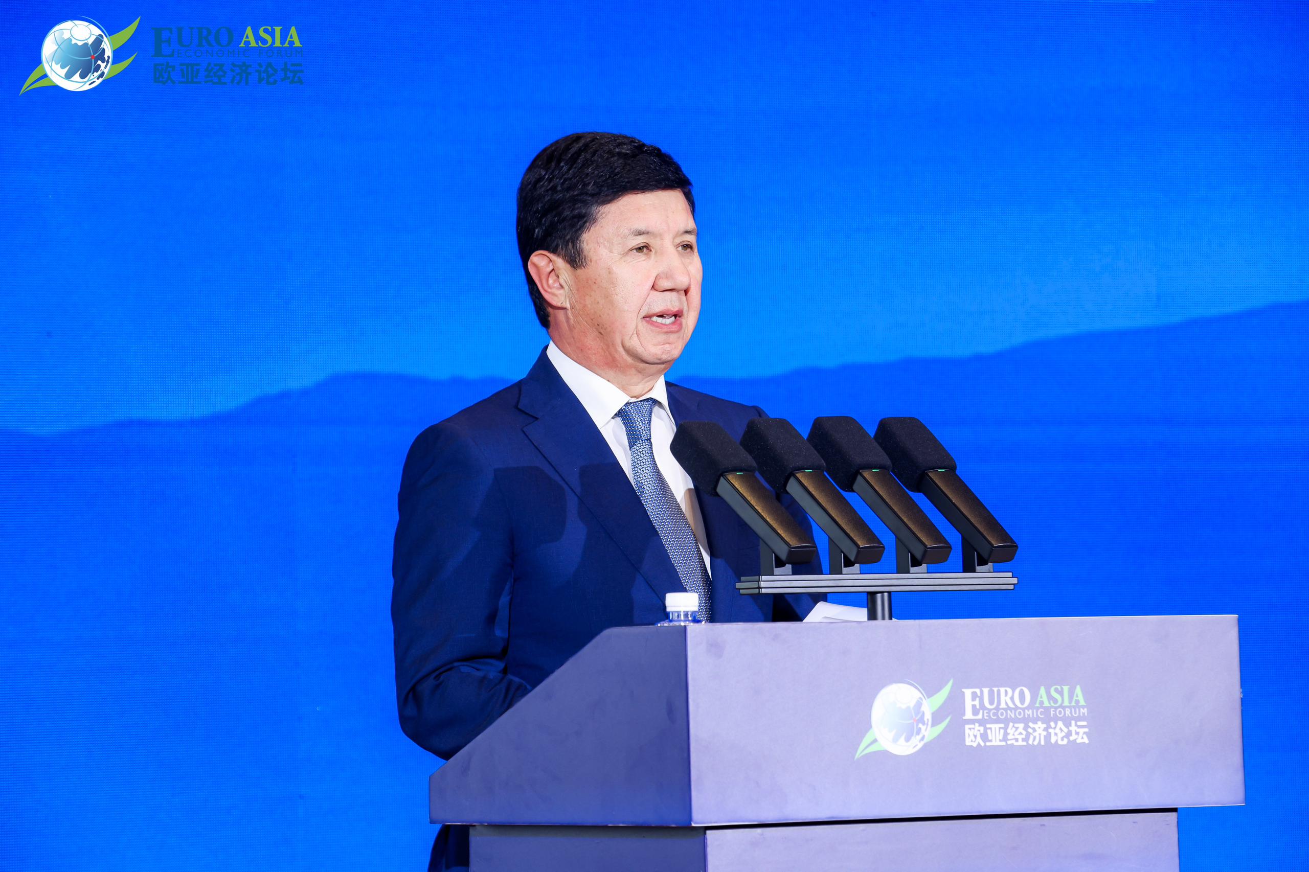 Кыргызстан Мыйзамдуу Жибек жолун түзүү демилгелерин сунуштады