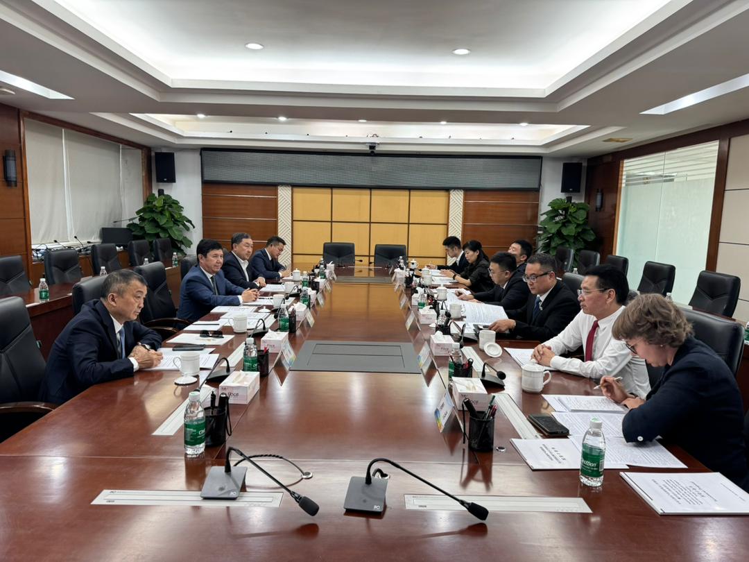 Президент Торгово-промышленной палаты Темир Сариев принял уч